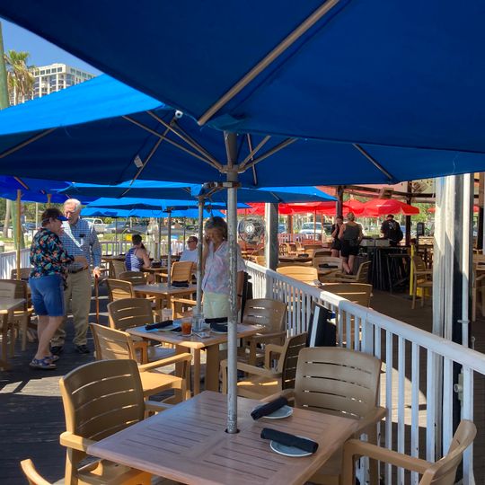 Fresco's Waterfront Bistro