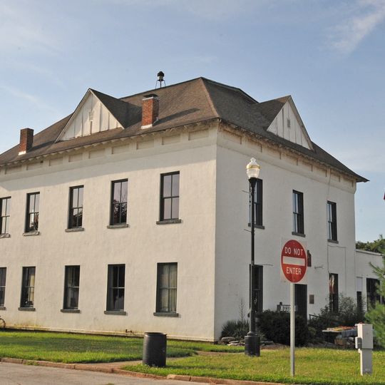 Ancien palais de justice du comté de McDonald