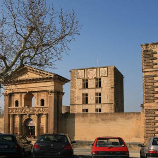 La Tour-d'Aigues