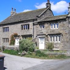 Grange Farmhouse And Fairfax Cottage