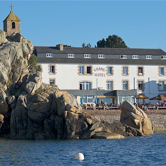 Grand Hotel