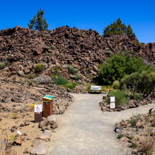 Garden of the El Portillo Visitor Center