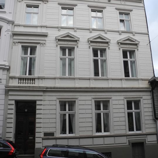 Von-der-Tann-Straße 10