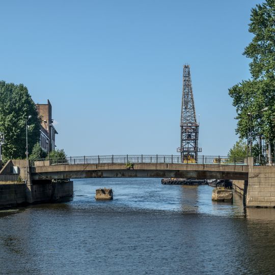 Galerny Bridge
