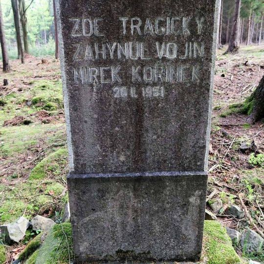 Pomník vojína M. Kořínka v Brdech