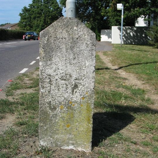 Milestone, Wildern, Botleigh Grange; opp. No. 25, Grange Road