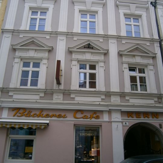 Bürgerhaus, Wohn- und Geschäftshaus