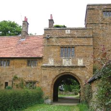 Tower Cottage Wormleighton Manor Gatehouse