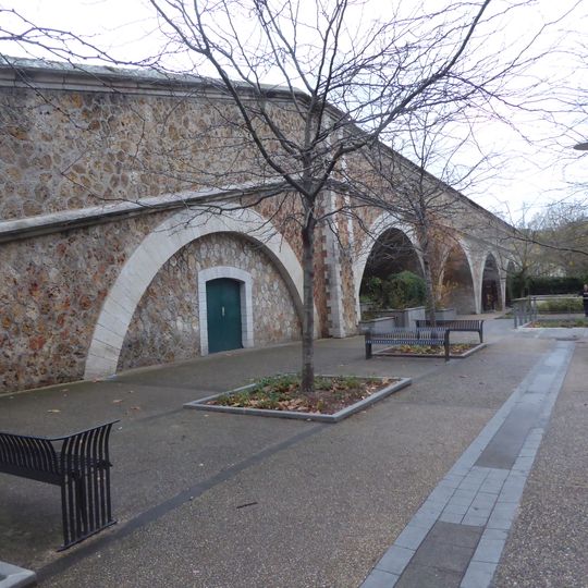 Aqueduc du Loing et du Lunain