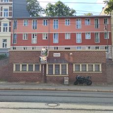 Öffentliche Bedürfnisanstalt am Totendamm