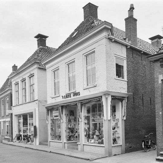 Hoofdstraat 74