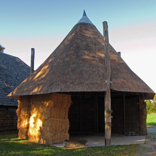 Den Aalshorst: Boerderij "De Veldink": drieroeden kapberg