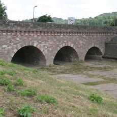 Flood arches in eastern approach causeway to Wye Bridge