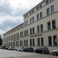 Fabrik Hans-Poeche-Straße 23; 25