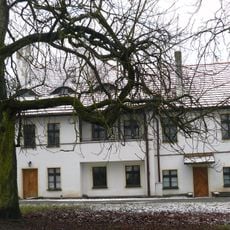 Dwór, Dworkowa 9 w Komorowie