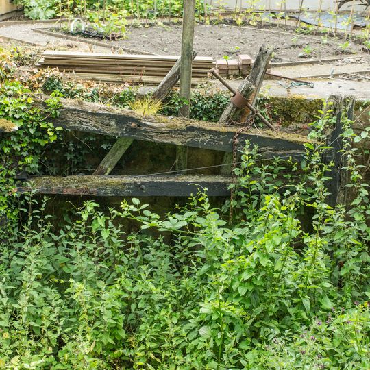 Lock 100 Metres North North-East Of Hearders Farmhouse