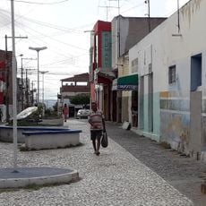 Calçadão Vinte e um de Abril