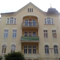 Dom, ob. Collegium Philologicum Państwowej Wyższej Szkoły Zawodowej