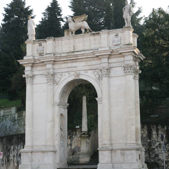 Arco delle Scalette