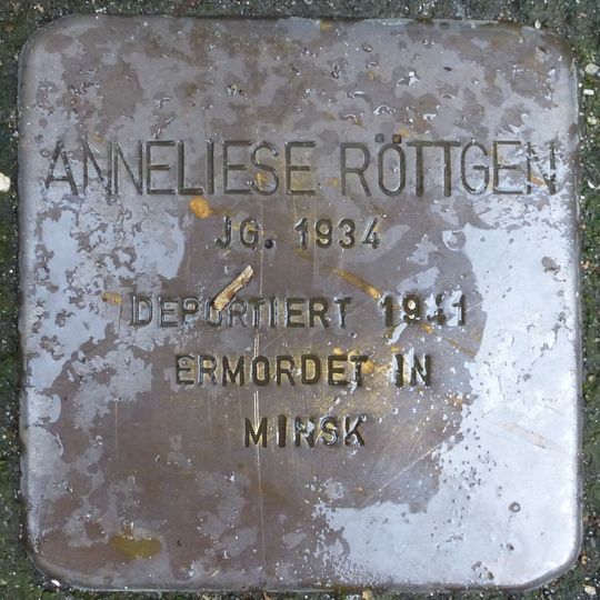 Stolperstein en memoria de Anneliese Röttgen