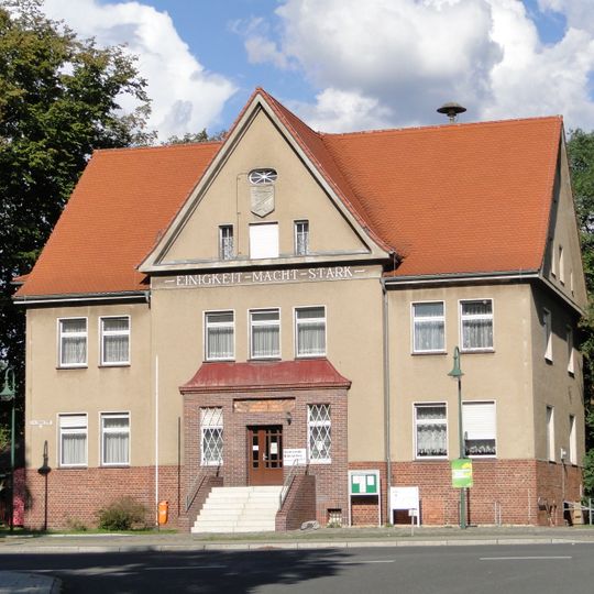Rathaus Neupetershain