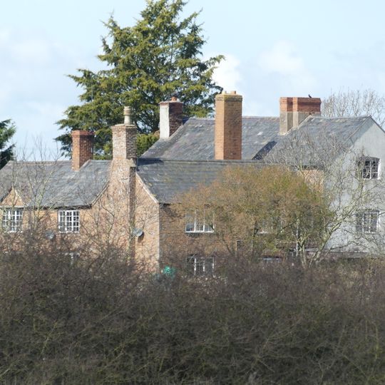 Middle Beachin Farmhouse