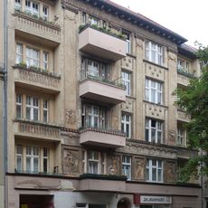 Mietshaus Tellstraße 2