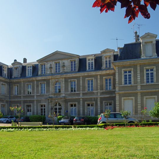 Ancienne abbaye de la Madeleine, Châteaudun