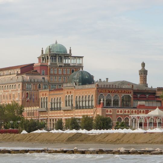 Hotel Excelsior