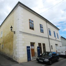 Ehem. Minichhof, altes Rathaus, ehem. Bezirksgericht