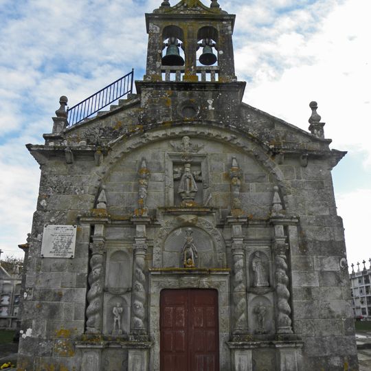 Iglesia de Santiago de Traba