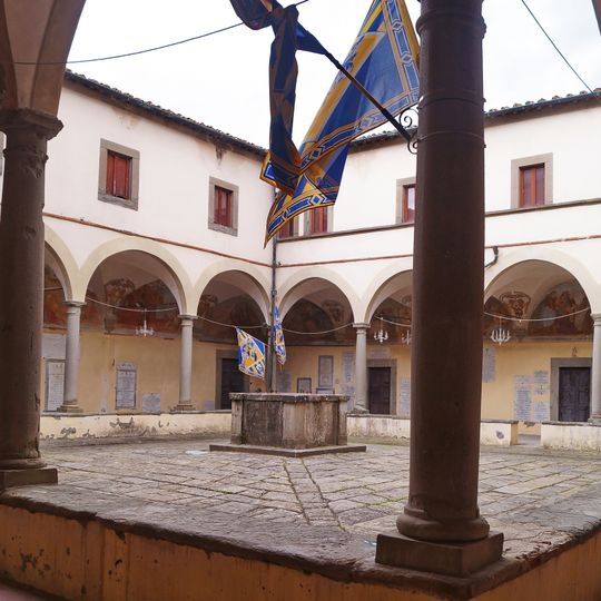 Chiostro del Convento della Vergine