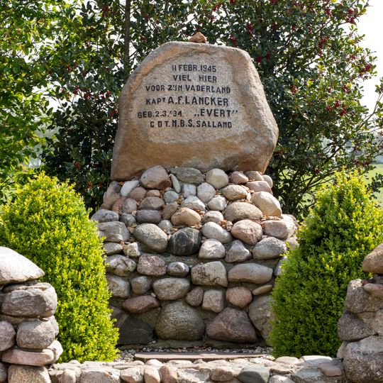 Monument voor kapitein A.F. Lancker