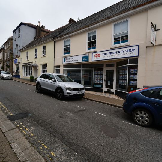 25 And 26, Fore Street