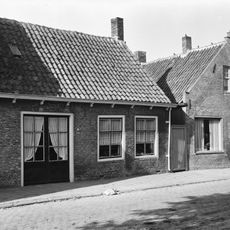 Dorpsplein 27, Nisse