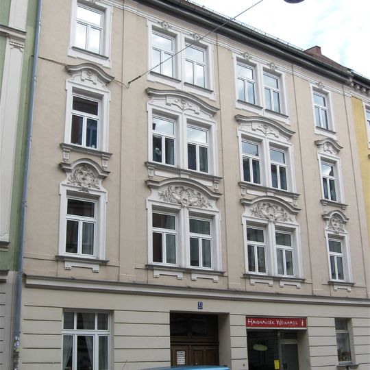 Sedanstraße 11