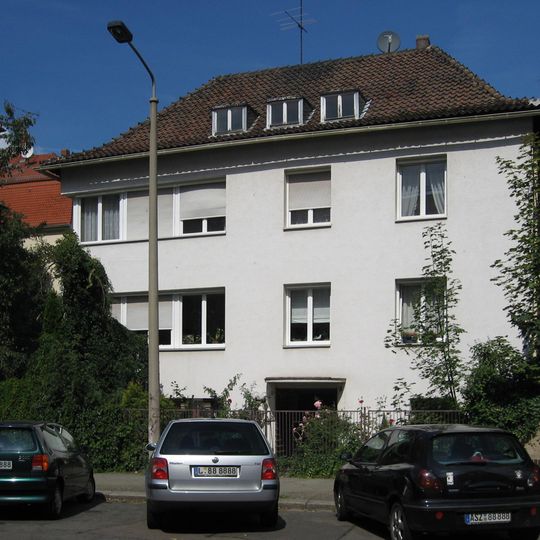 Wohnhaus Kantstraße 3