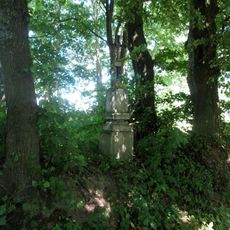 Kříž jižně od Pelce