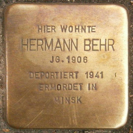 Stolperstein en memoria de Hermann Behr