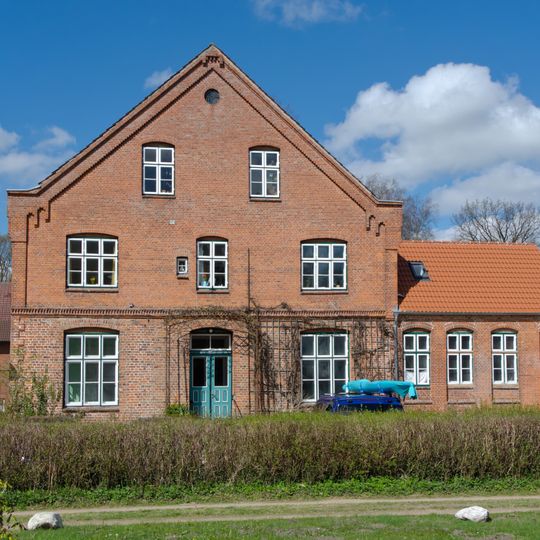 Kloster Preetz: Wohnhaus mit Hausgrundstück