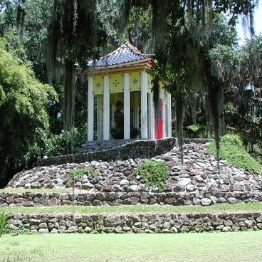 Louisiana Museums: historic plantations, archaeological sites, and botanical gardens