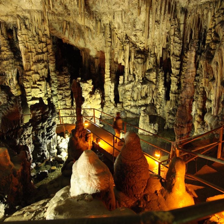 Dikteon Cave