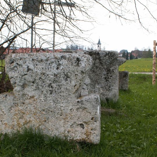 Drei Steinkreuze