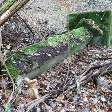 Boží muka u křižovatky Tři sudy u Kařeza