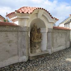 Socha Piety v Manětíně