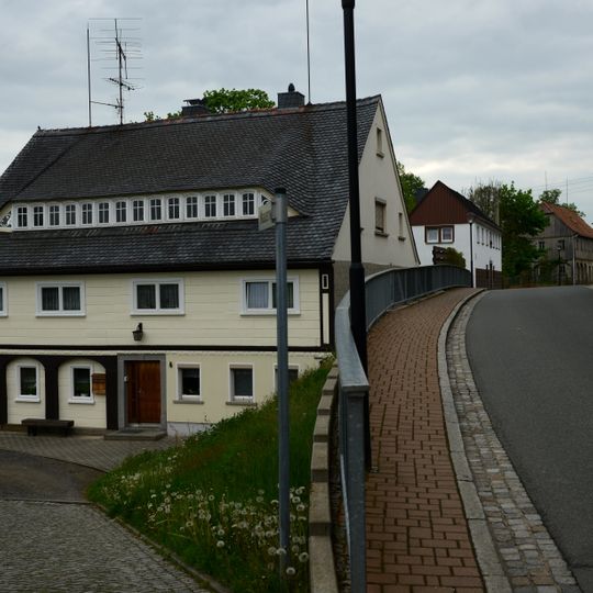 Mauerweg 4