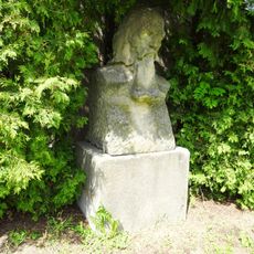 Busta Jana Amose Komenského u Domu dětí a mládeže v Uherském Brodu