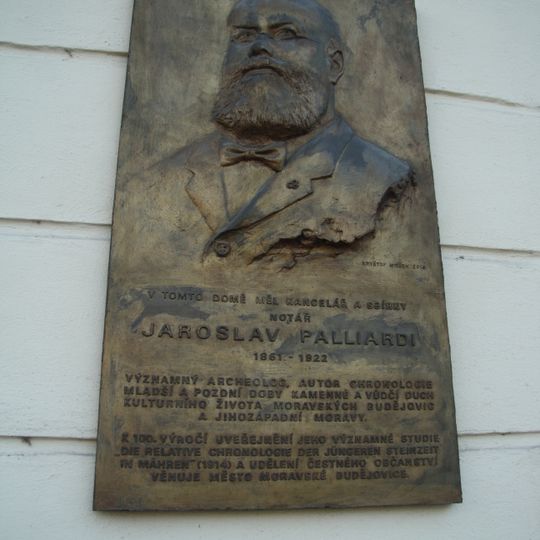 Pamětní deska Jaroslavu Palliardimu