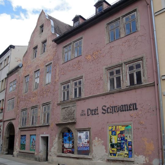 Zu den drei Schwanen