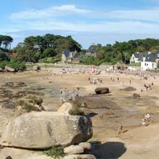 Plage de Saint-Guirec